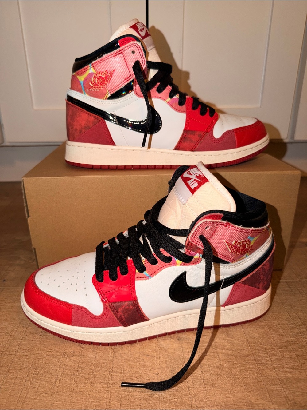 Nike Kid’s High-Top Sneakers - Red, White, Black Size 7Youth